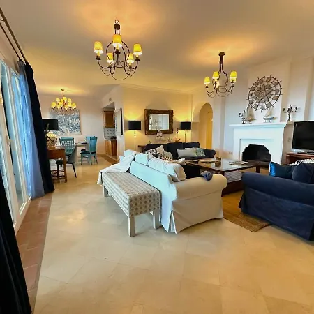 La Perla De Marakech 8 Beachfront 3-bedroom-groundfloor * Casares